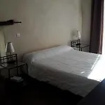 Отель Logis Restaurant L'esquielle