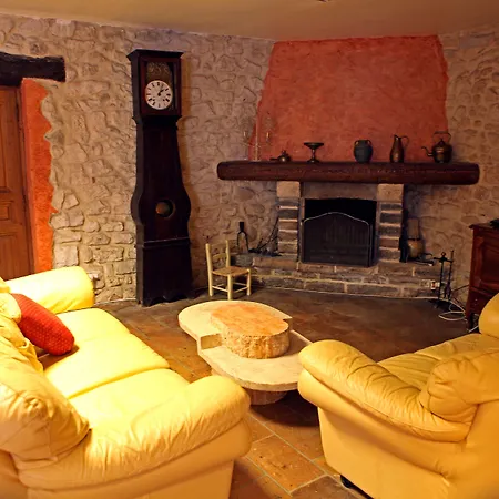 Logis Restaurant L'esquielle Hotel Saint-Genies-de-Malgoires