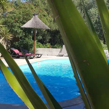 Logis Restaurant L'esquielle Hotel Saint-Genies-de-Malgoires