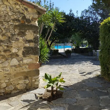 Logis Restaurant L'esquielle Hotel