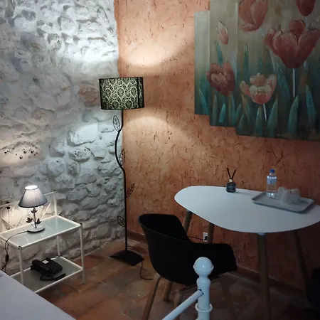 Logis Restaurant L'esquielle Hotel Saint-Genies-de-Malgoires
