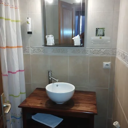 Logis Restaurant L'esquielle Hotel 3*