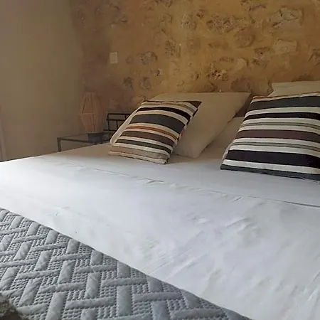 Logis Restaurant L'esquielle Hotel 3*