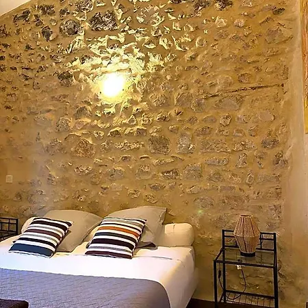호텔 Logis Restaurant L'esquielle