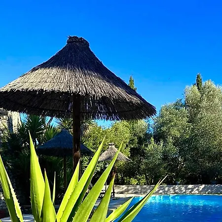 Logis Restaurant L'esquielle 호텔 Saint-Genies-de-Malgoires