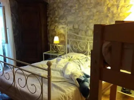 Hotel Logis Restaurant L'esquielle Saint-Genies-de-Malgoires