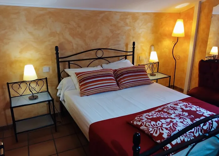 Hotel Logis Restaurant L'esquielle 3*