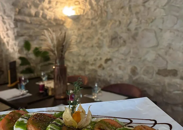 Hotel Logis Restaurant L'esquielle Saint-Genies-de-Malgoires